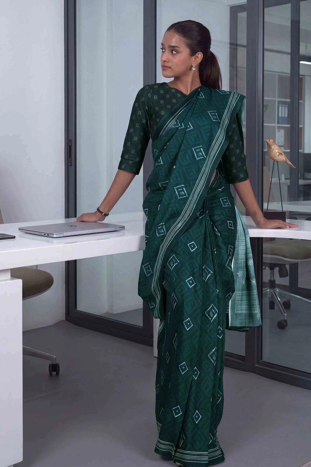 Laxmipati Power Pleats Blue Cotton Blend Geometric Printed Saree
