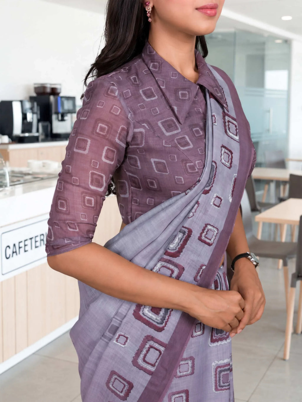 Laxmipati Power Pleats Grey Linen Geometric Printed Saree