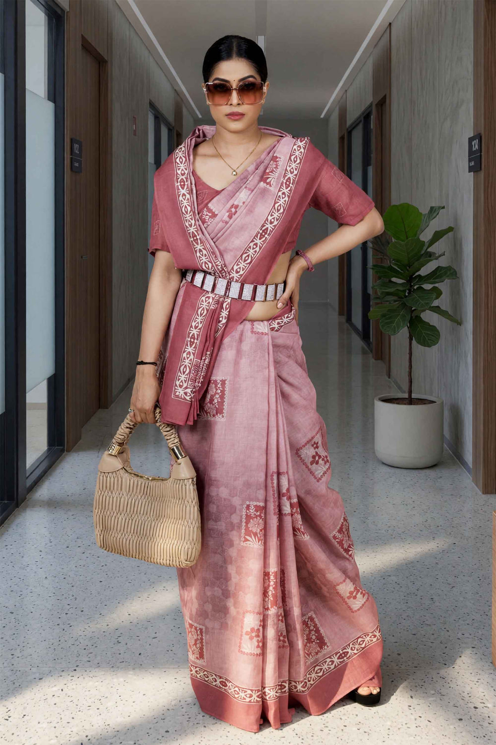 Laxmipati Power Pleats Pink Linen Geometric Printed Saree