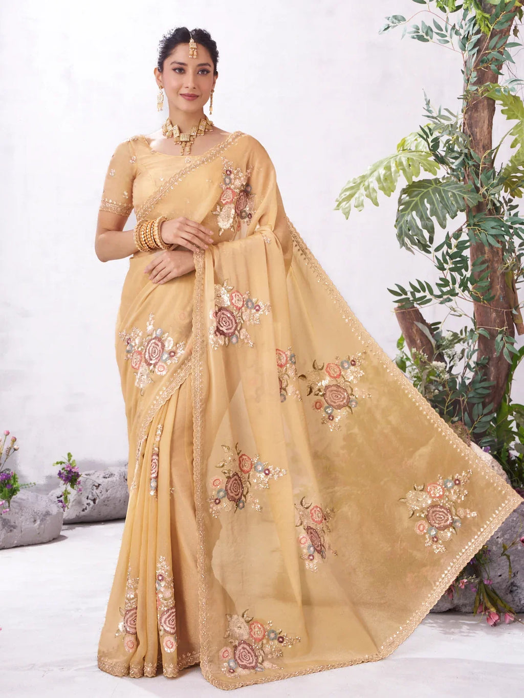 Laxmipati Malini Brown Silk Blend Embroidered Saree