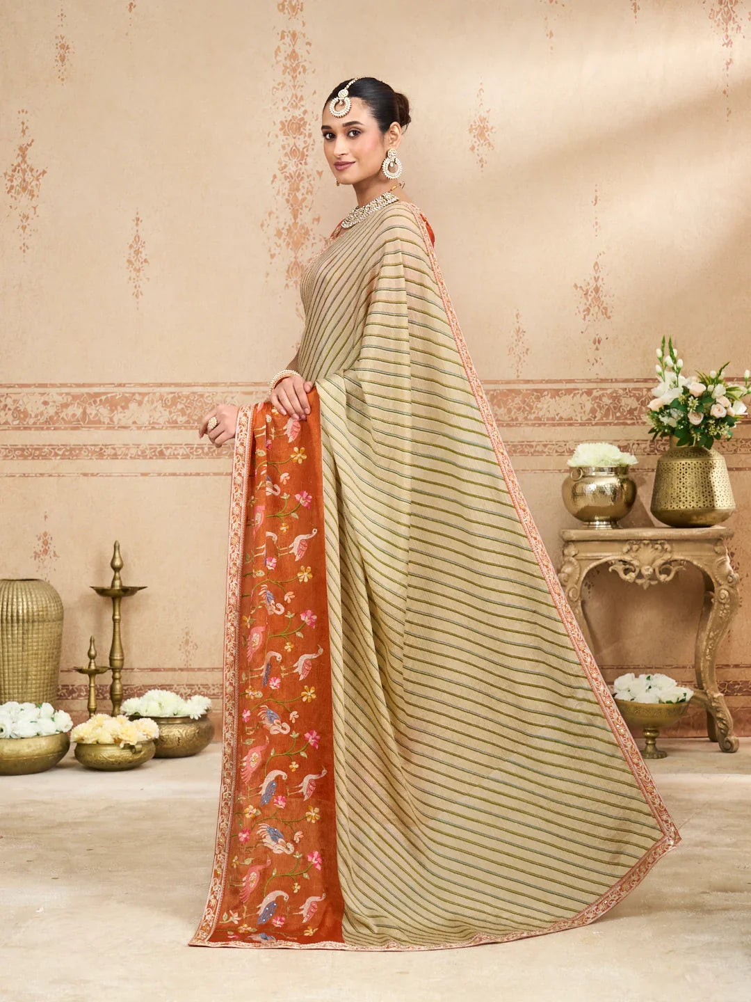 Laxmipati Kurkure Silk Blend Embroidered Saree